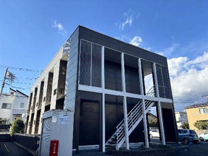 レオパレスHEISAKUの外観