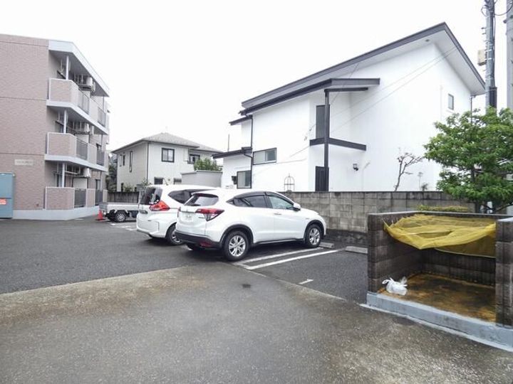 埼玉県鶴ヶ島市大字上広谷(マンション)の賃貸物件の地図