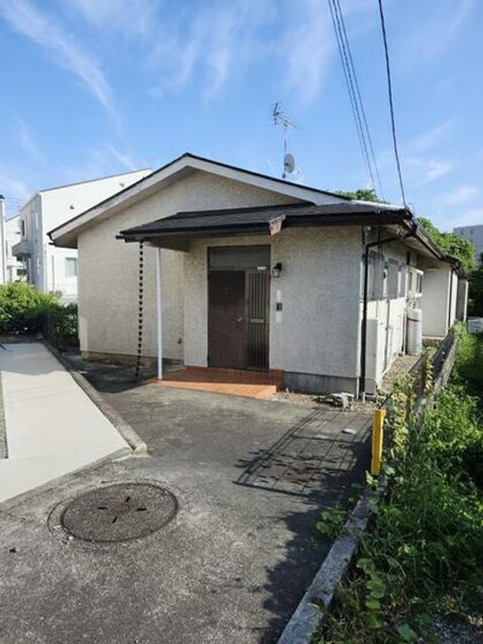 神奈川県横浜市青葉区大場町(一戸建)の賃貸物件の外観