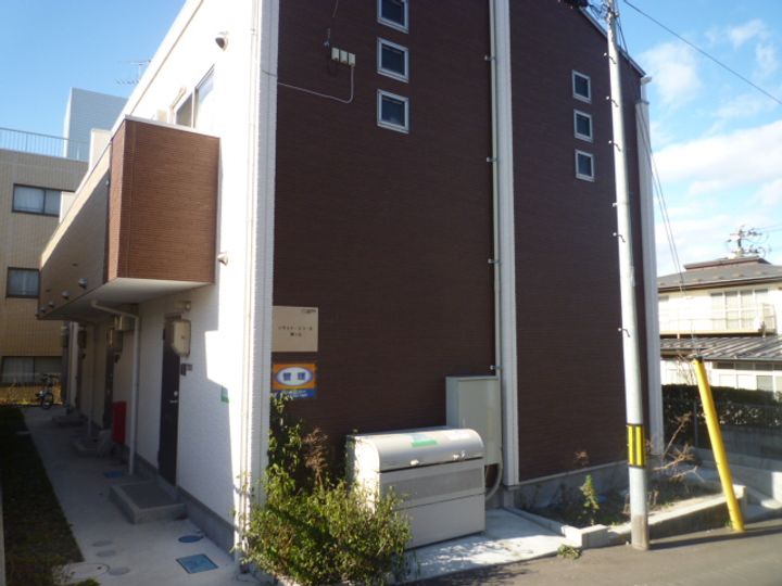 デザイナーズコーポ旭ヶ丘の外観