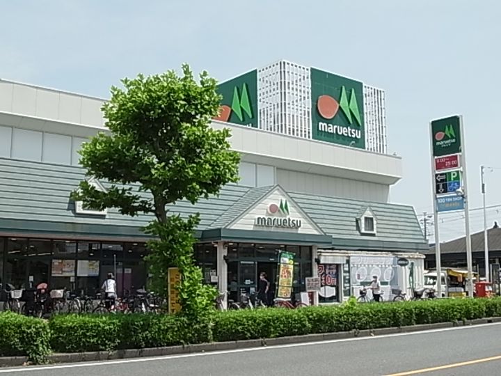 プレミアスの周辺