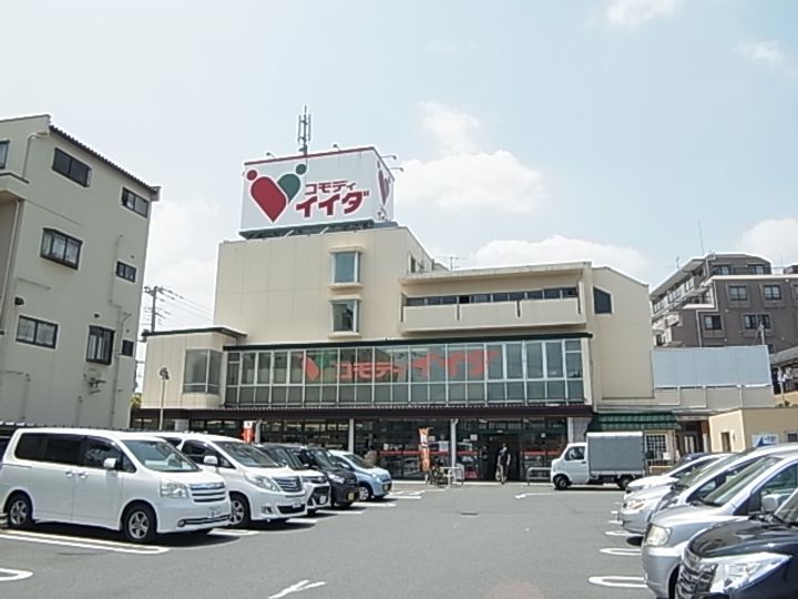 プレミアスの周辺