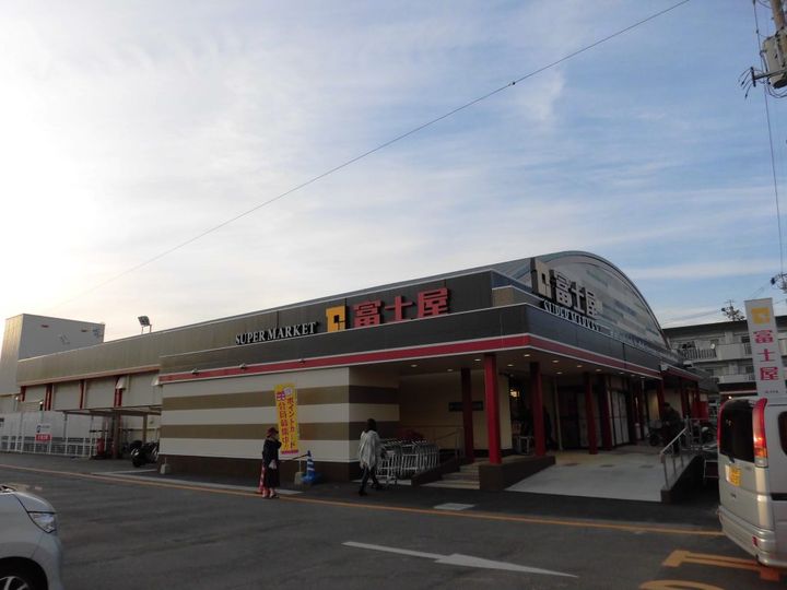 ファミールミホAの周辺