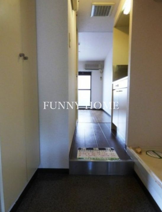 スカイコート世田谷第4の玄関