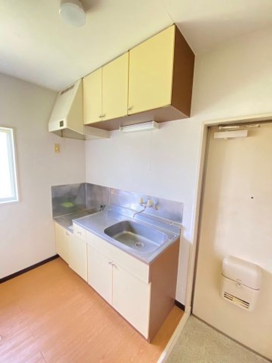 千葉県富里市七栄(アパート)の賃貸物件のキッチン