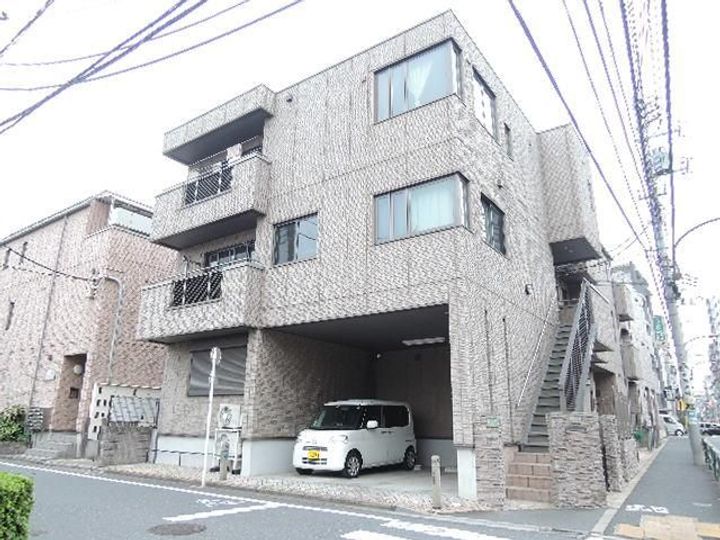 ラ・ビエナ石神井公園B棟の外観