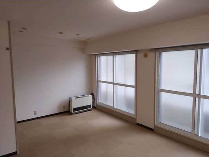 北海道札幌市中央区北五条西25(マンション)の賃貸物件の居間