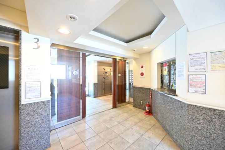 ステージファースト幡ヶ谷の地図