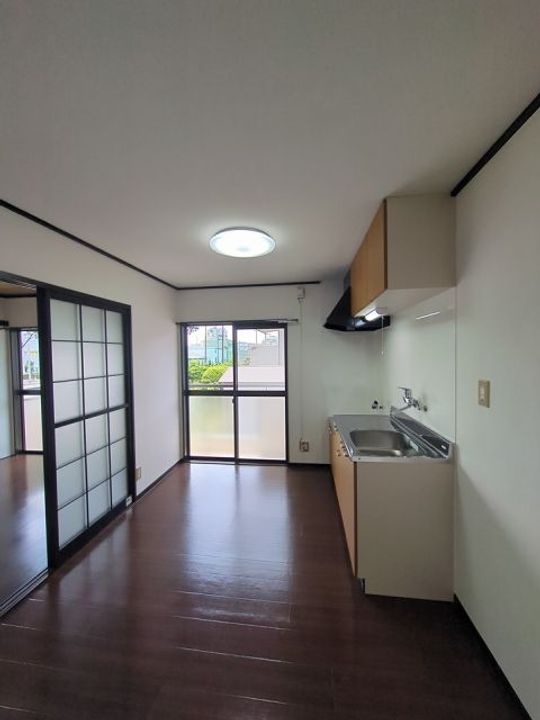 サンキャッスルA棟の居間