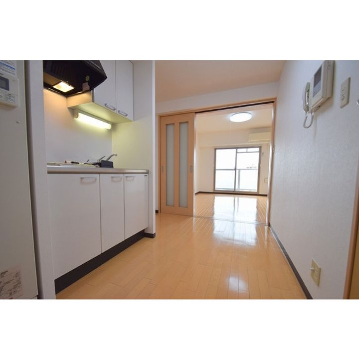 大阪府守口市滝井元町1(マンション)の賃貸物件の居間