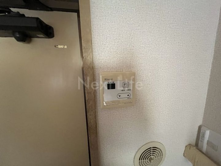 コーポリバーサイドの内装