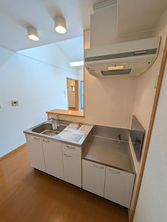 静岡県浜松市中央区高丘西3(アパート)の賃貸物件のキッチン