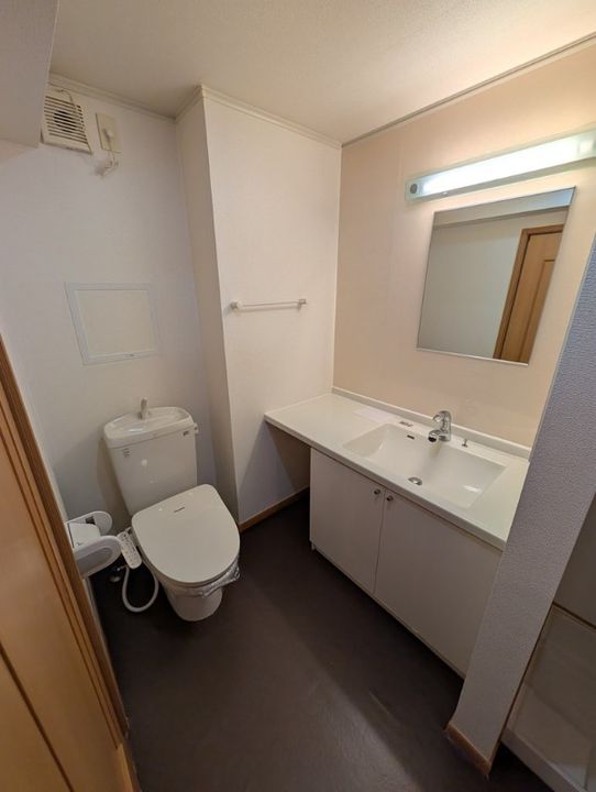 静岡県浜松市中央区高丘西3(アパート)の賃貸物件の内装