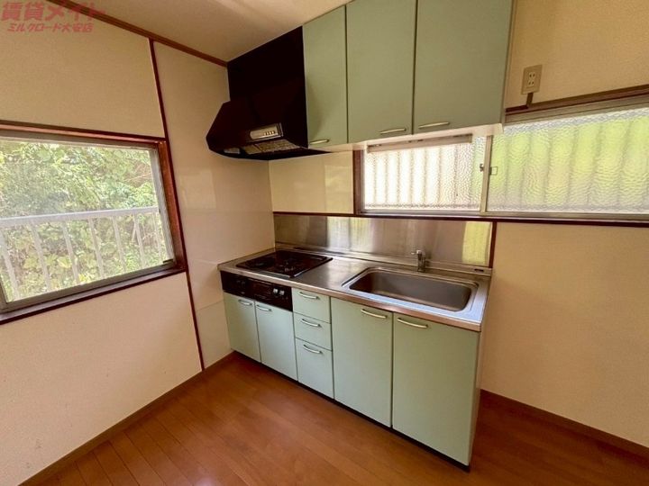 三重県員弁郡東員町笹尾西1(一戸建)の賃貸物件のキッチン