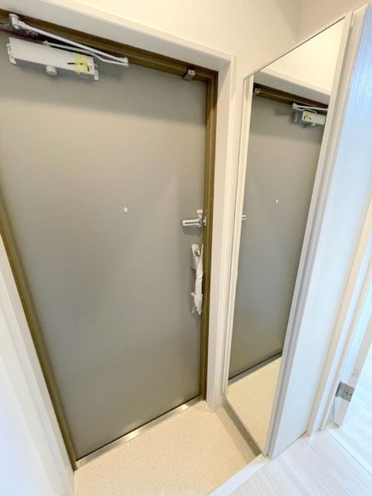 大阪府豊中市本町3(アパート)の賃貸物件の玄関