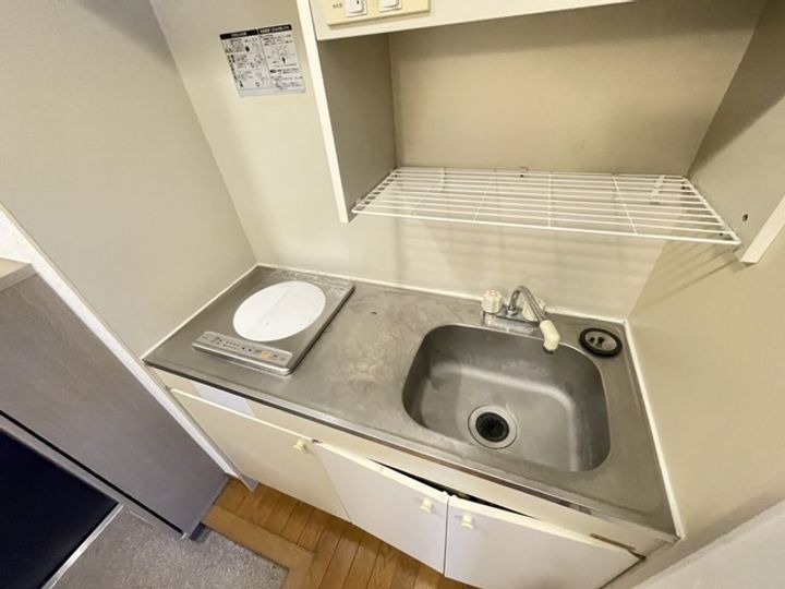 中央二反田ビルのキッチン