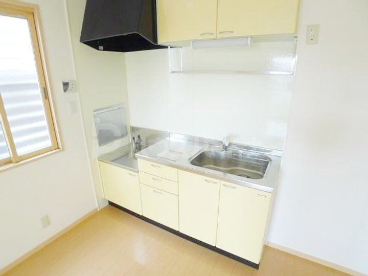 プリムヴェール壱番館・弐番館のキッチン