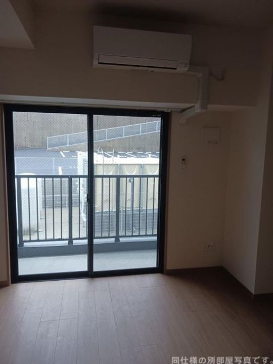 MODERN PALAZZO 諫早駅前の居間