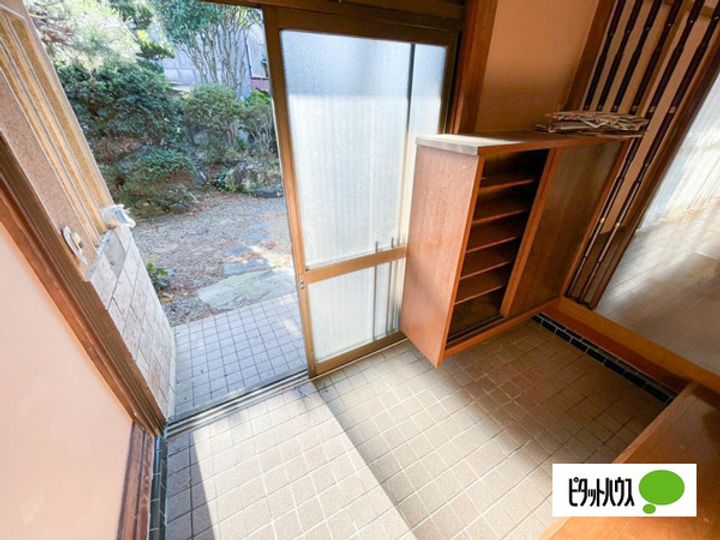 静岡県富士宮市杉田(一戸建)の賃貸物件の玄関