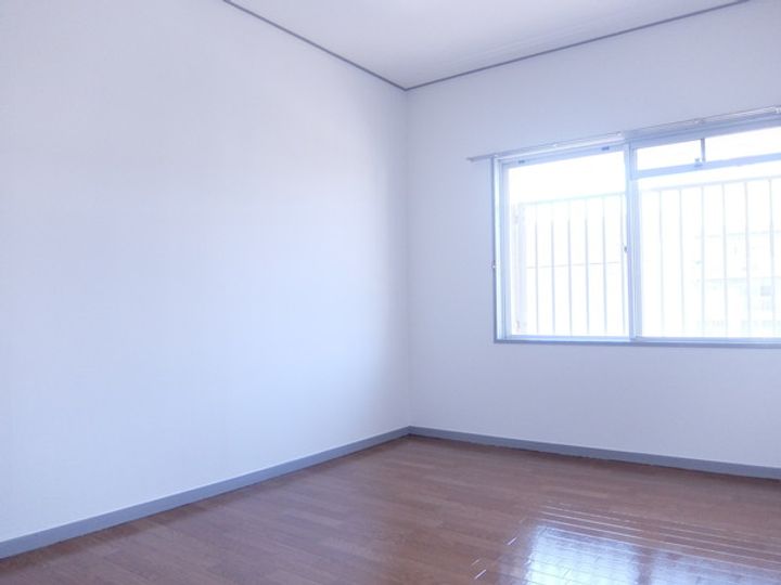 江戸川台コーポOHSAKUの居間