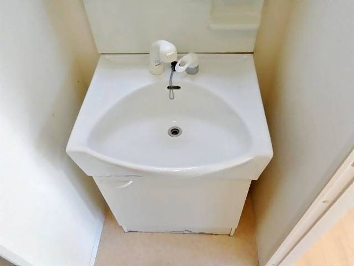 スリーティアラズの内装