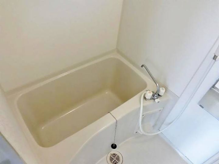 スリーティアラズの風呂