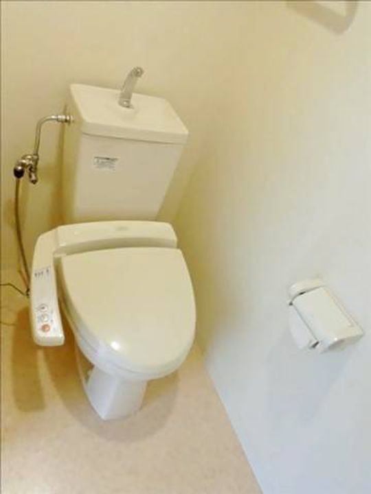 スリーティアラズの内装