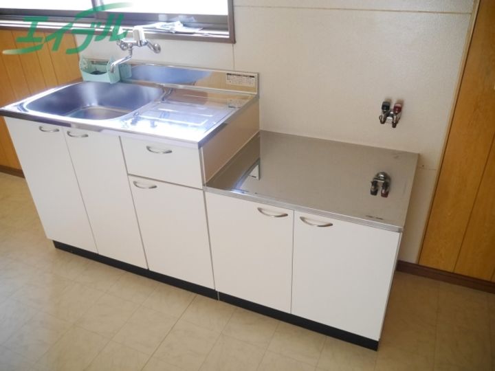 三重県四日市市七つ屋町(一戸建)の賃貸物件のキッチン