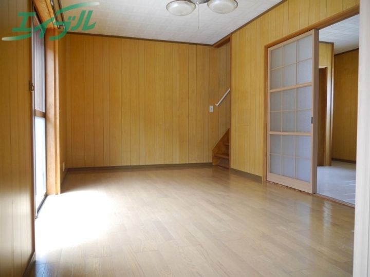 三重県四日市市七つ屋町(一戸建)の賃貸物件の居間