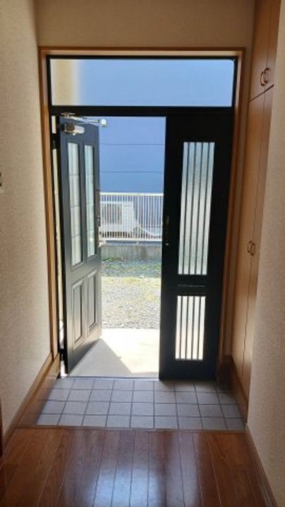 宮城県石巻市茜平1(一戸建)の賃貸物件の玄関