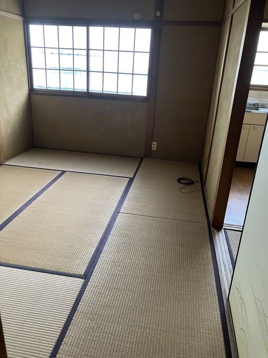 梶町アパートの居間