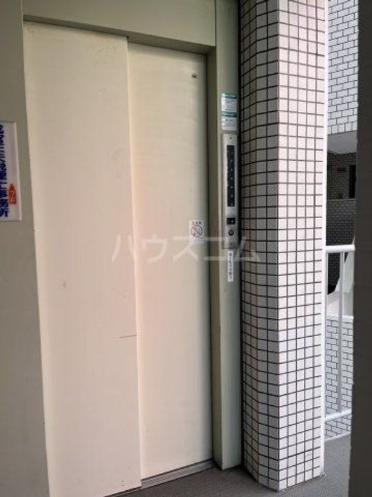 日吉屋ビルの地図