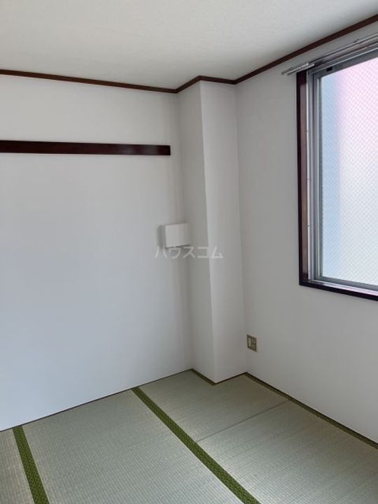 日吉屋ビルの内装