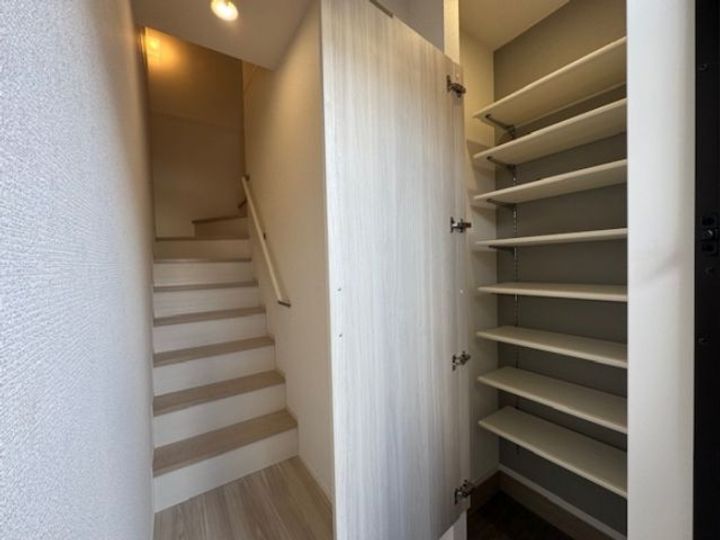 福島県郡山市鳴神3(アパート)の賃貸物件の玄関