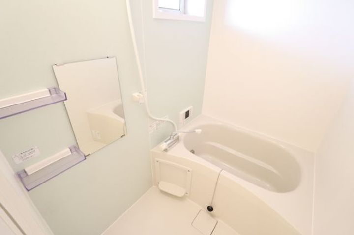 栃木県小山市城西1(アパート)の賃貸物件の風呂