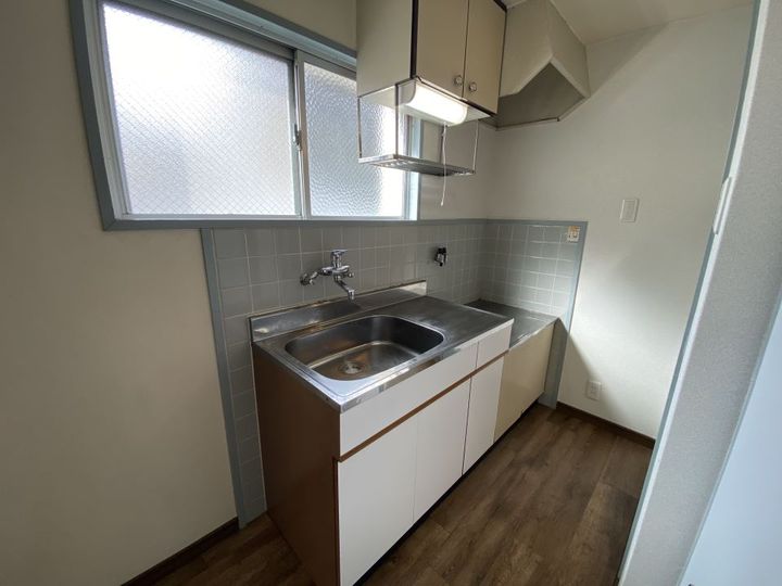 めまさビルのキッチン