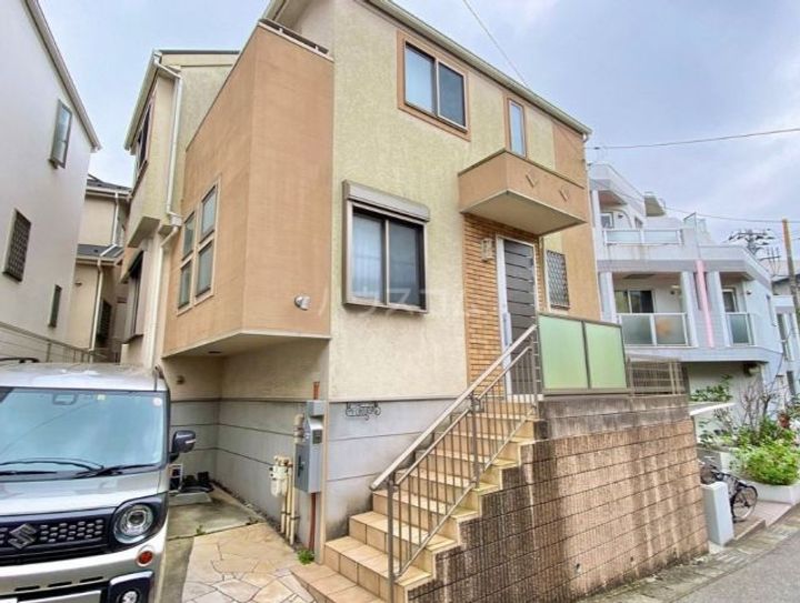 千葉県千葉市稲毛区小仲台7(一戸建)の賃貸物件の外観