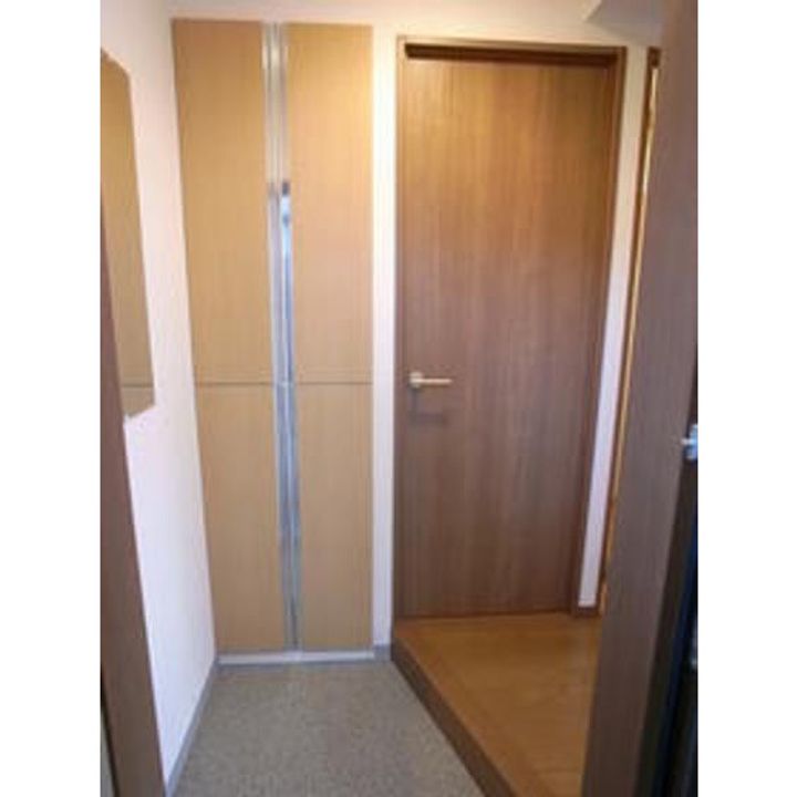 エムズビルの玄関