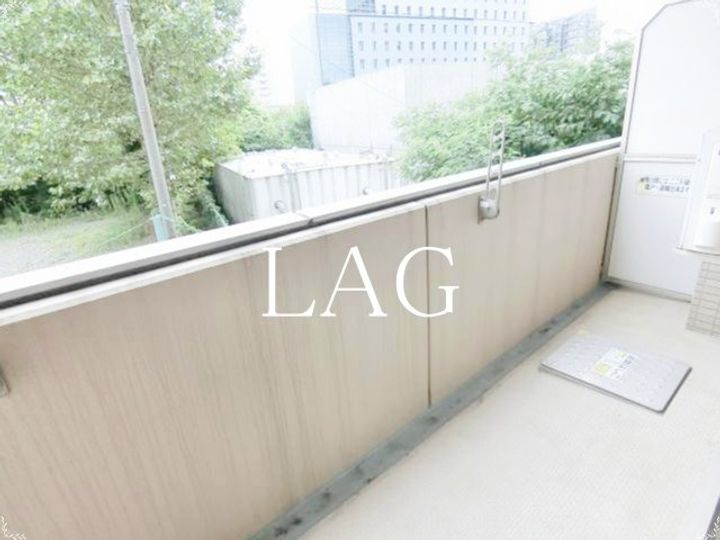 レニエラヴェルトゥの内装