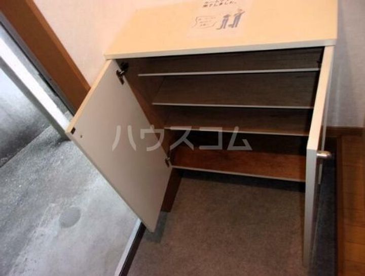 タプラすみよし台Bの玄関