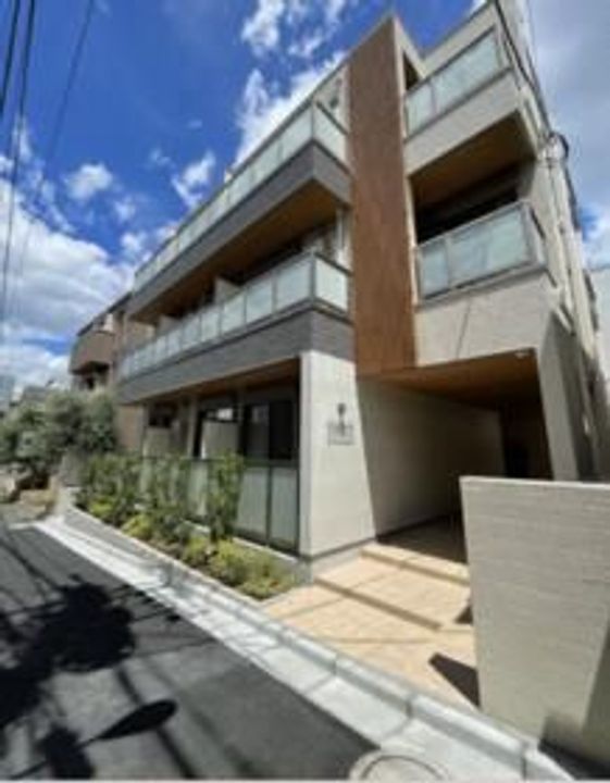 J’sコート代々木公園の外観