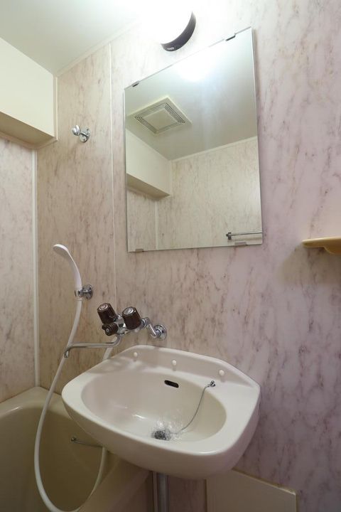 高野ビルの内装