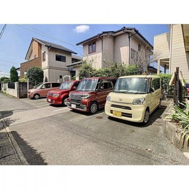 グランドリー薄場の地図