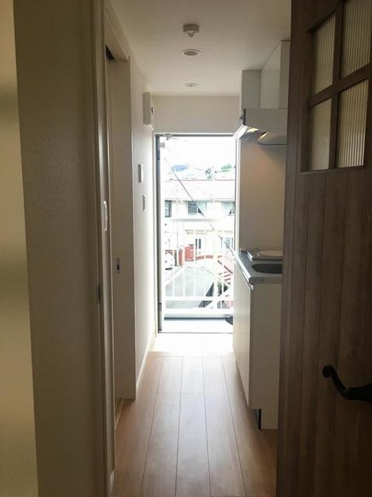 三ツ沢ルーエンハイムの玄関