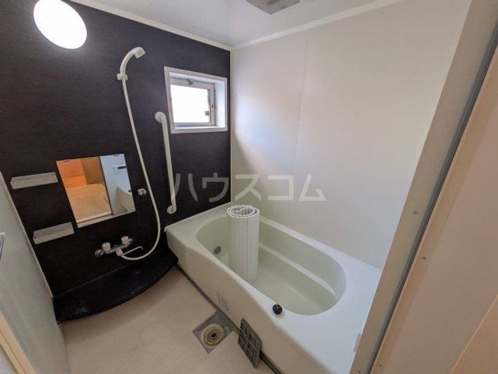 パドックの風呂