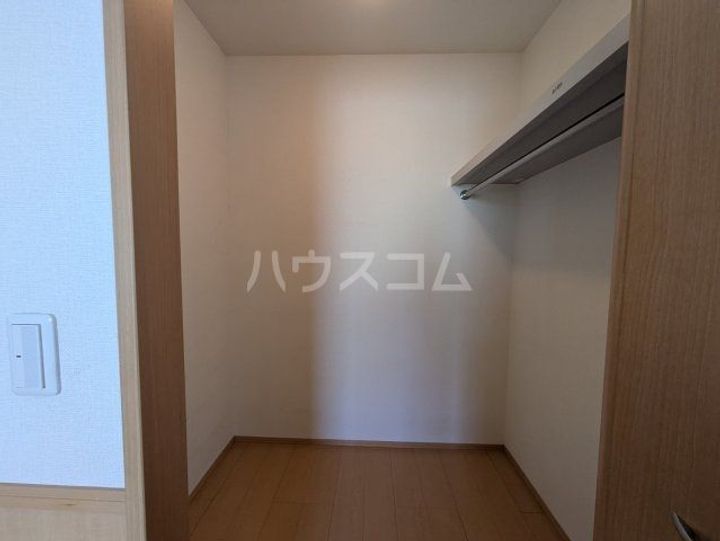 パドックの内装