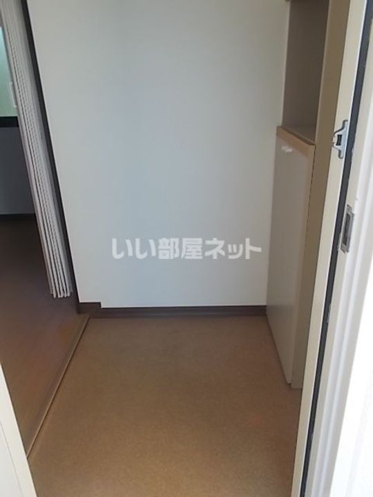 コーポ立岩の玄関