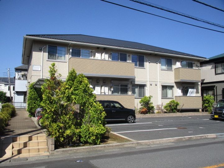 シャルマン市川の外観