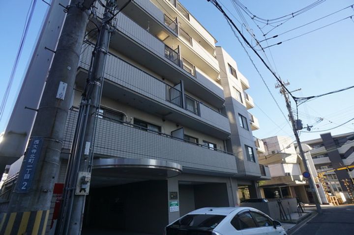 サンシャイン西大寺の外観