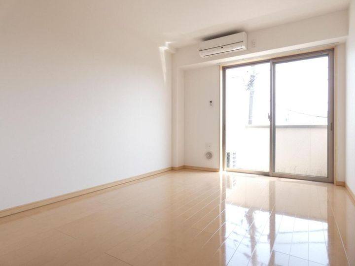 リトルズ幕張町の居間